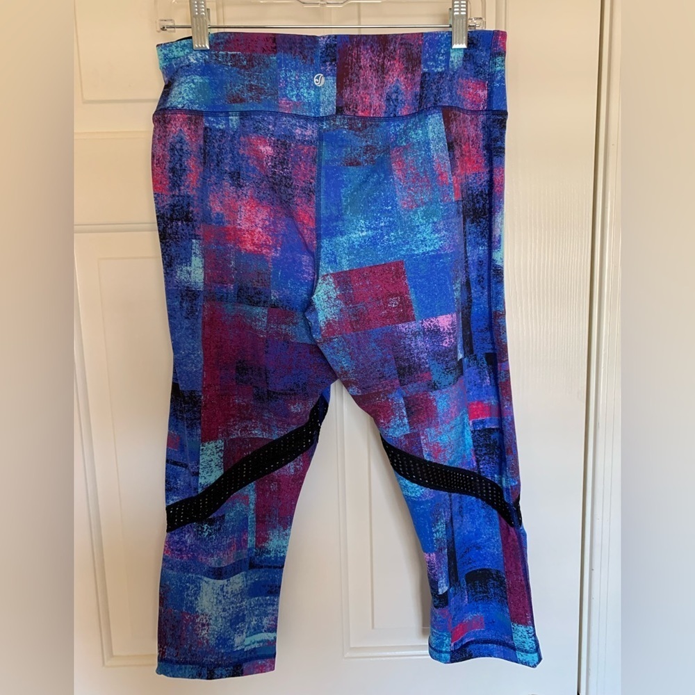 Soma “Soma Sport” black/blue/pink capri leggings. Hi Waistband. Size XL - Picture 5 of 11